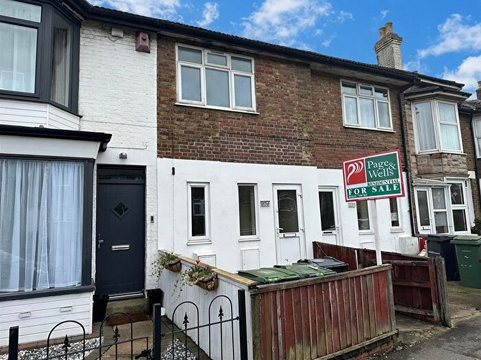 3 Bedroom Terraced House For Sale In Tonbridge Road, Maidstone, ME16