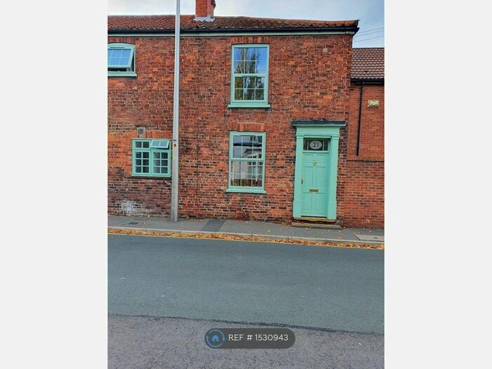 2 Bedroom End Of Terrace House To Rent In Brighowgate, Grimsby, DN32