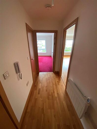 1 Bedroom Flat To Rent In Cherrydown East, Basildon, SS16