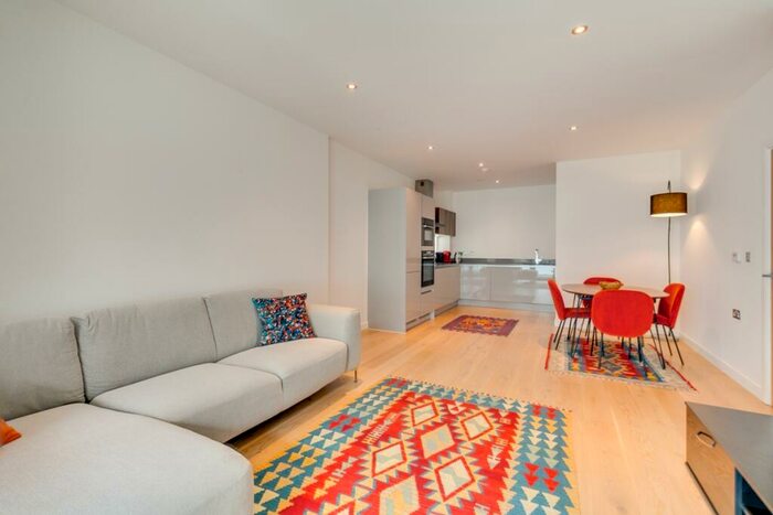 2 Bedroom Flat To Rent In Quebec Way London, SE16