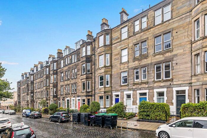 1 Bedroom Flat For Sale In / East Claremont Street, Edinburgh, EH7