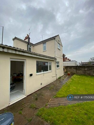 4 Bedroom End Of Terrace House To Rent In Salisbury Street, Swindon, SN1