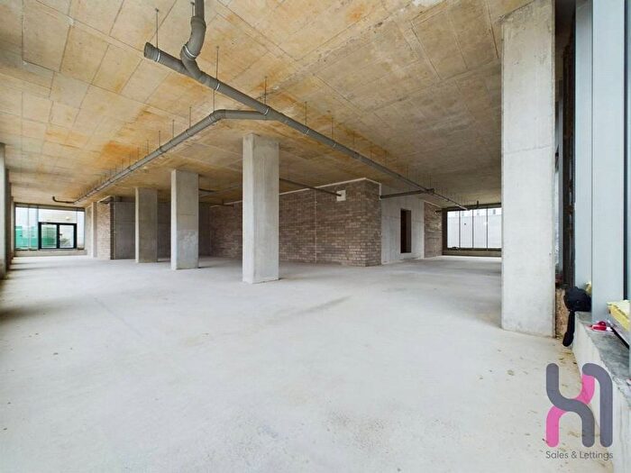 Property To Rent In Michigan Avenue, Michigan Point Tower D, M50
