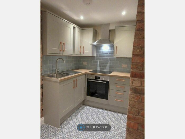 2 Bedroom Flat To Rent In North Parade, Derby, DE1