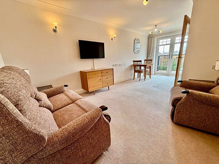 1 Bedroom Retirement Property For Sale In Tuckton Road, Tuckton, BH6