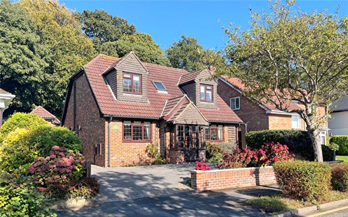 4 Bedroom Bungalow For Sale In East Cliff Way, Friars Cliff, Christchurch, Dorset, BH23
