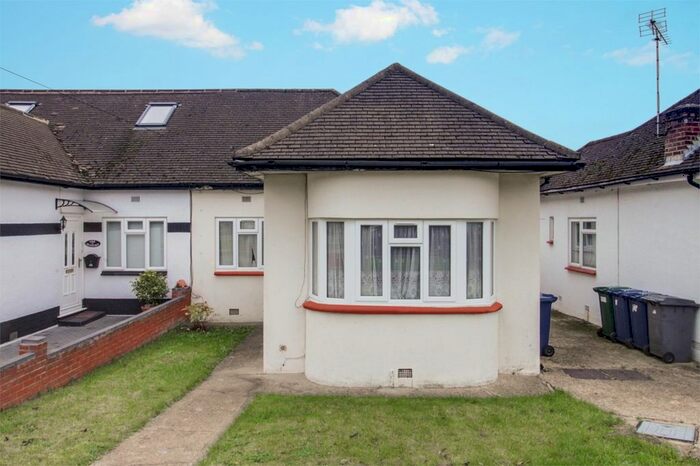 3 Bedroom Semi-Detached Bungalow To Rent In Kenilworth Road, Edgware, HA8