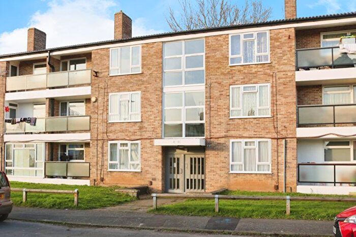 2 Bedroom Flat For Sale In Off Langley Road - Vacant, SL3