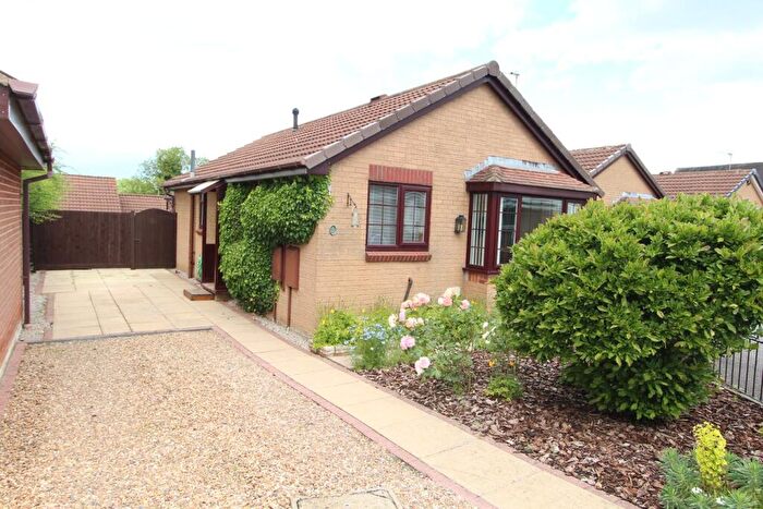 2 Bedroom Bungalow For Sale In Spruce Way, Lutterworth, LE17