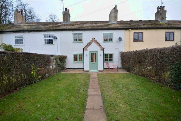 3 Bedroom Cottage To Rent In Poole Row, Burton Salmon, North Yorkshire LS25