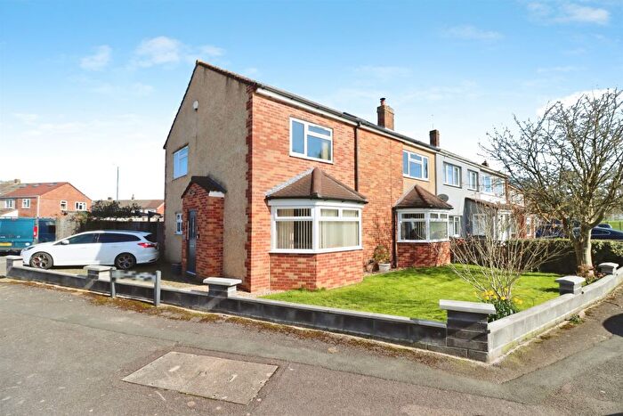 4 Bedroom End Terrace House For Sale In Nailsworth Avenue, Yate, Bristol, BS37