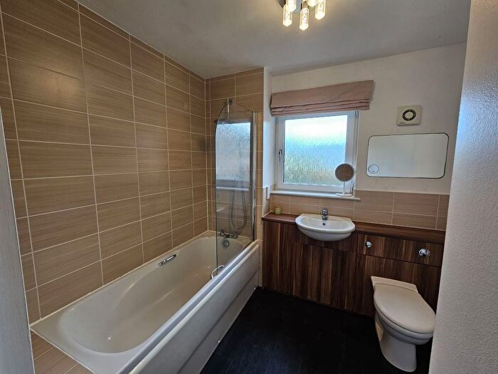 2 Bedroom Flat For Sale In Goodhope Park, Bucksburn, Aberdeen, Aberdeenshire, AB21