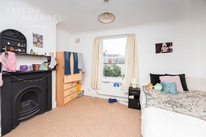 5 Bedroom End Of Terrace House To Rent In Cromwell Street, Brighton, BN2