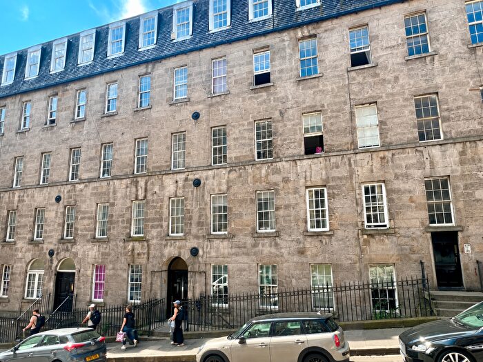 2 Bedroom Flat To Rent In Blair Street, Edinburgh, EH1