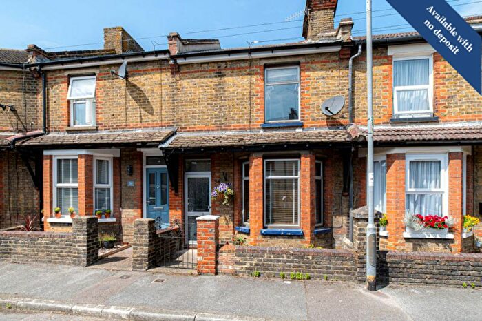 3 Bedroom Terraced House To Rent In Kings Road, Faversham, ME13