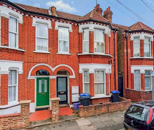 1 Bedroom Maisonette To Rent In Warren Road, Colliers Wood, London, SW19