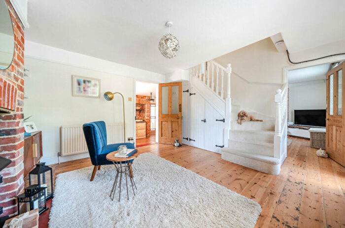 4 Bedroom Detached House For Sale In Upham Street, Upham, Southampton, Hampshire, SO32