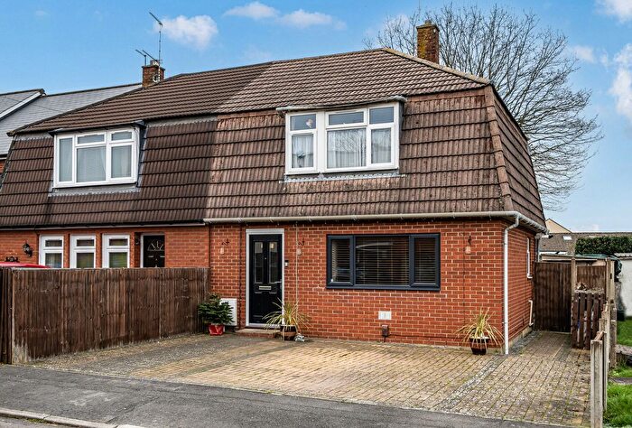 3 Bedroom Semi Detached House For Sale In Newlands Avenue, Coalpit Heath, Bristol, Gloucestershire, BS36