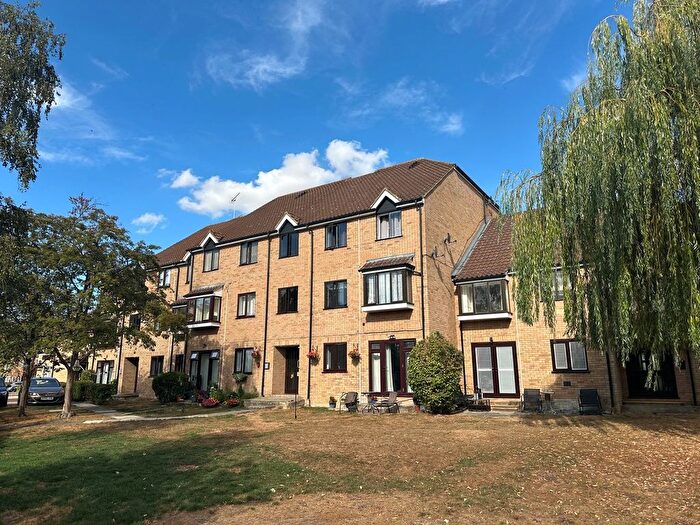 1 Bedroom Flat For Sale In The Meadows, Sawbridgeworth, CM21