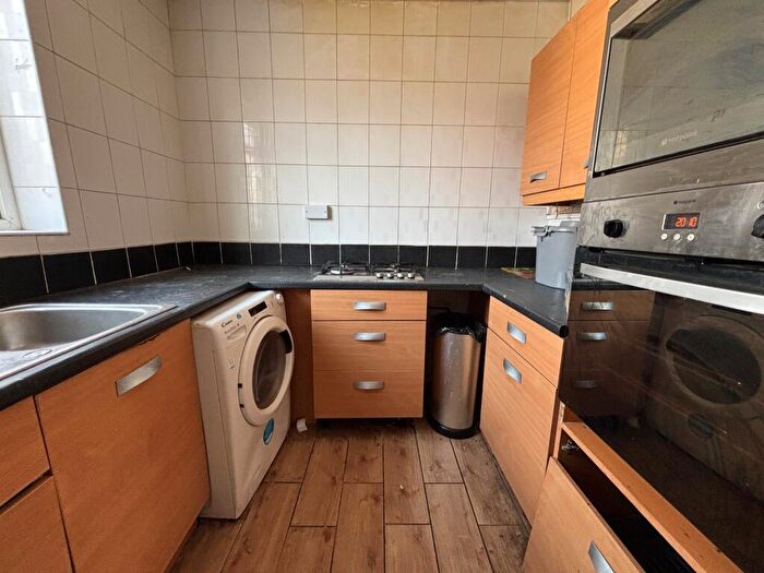 4 Bedroom Flat To Rent In Hagley Road West, B68