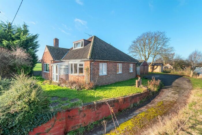 3 Bedroom Detached House For Sale In Hollow Lane, West Raynham, Fakenham, NR21