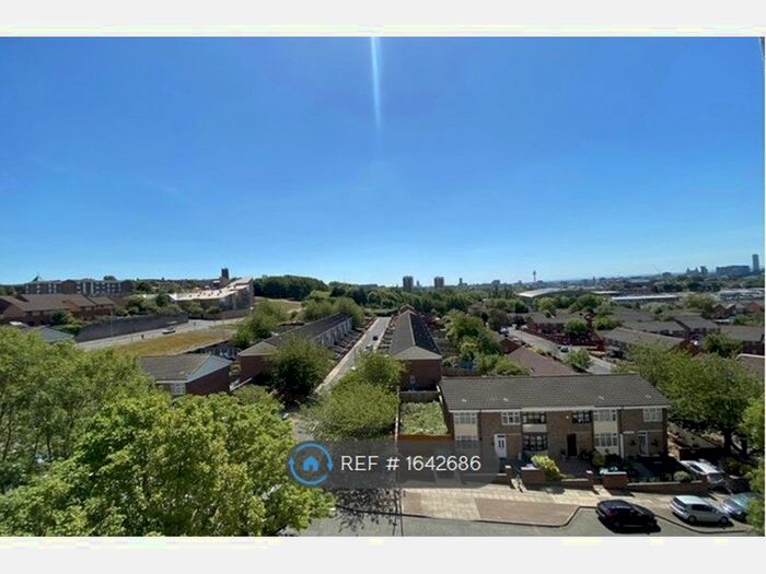 3 Bedroom Flat To Rent In Crete Tower, Liverpool, L5