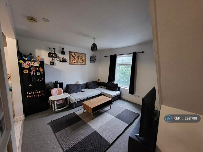 1 Bedroom Flat To Rent In Adelaide St, Luton, LU1