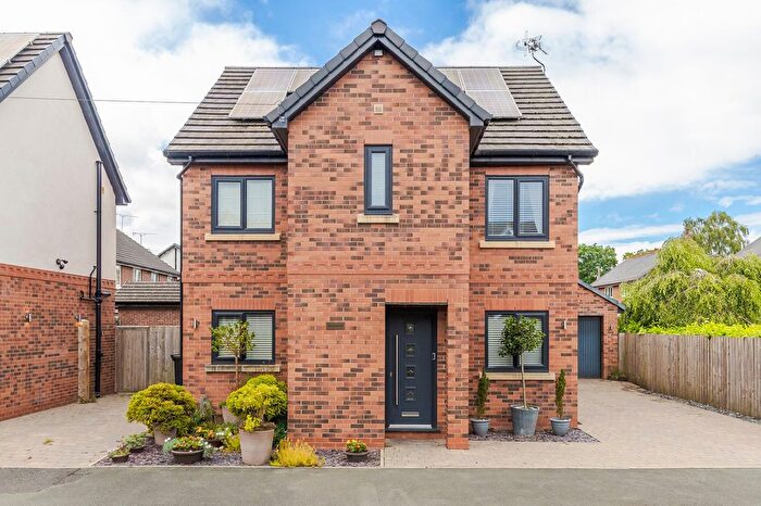 4 Bedroom Detached House For Sale In The Chantry, Calveley, CW6