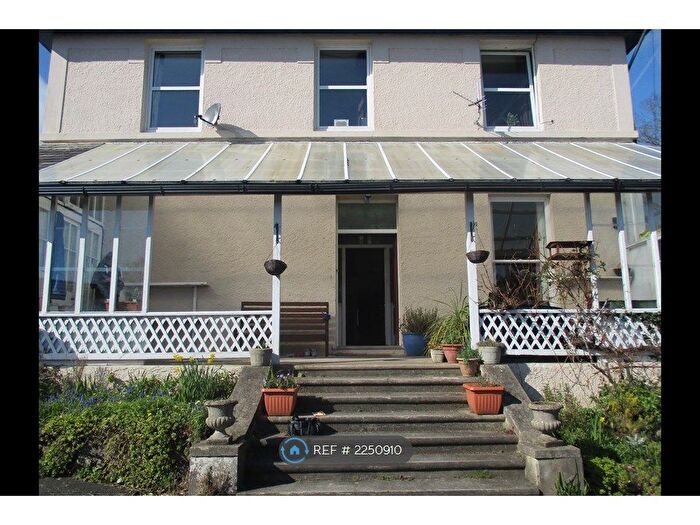 2 Bedroom Flat To Rent In Nilgala Close, Bideford, EX39