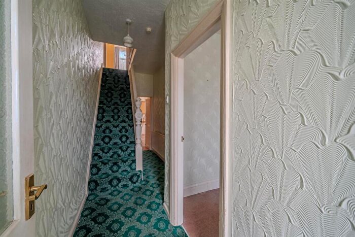 3 Bedroom Terraced House For Sale In Bushy Park, Wainfelin, Pontypool, NP4