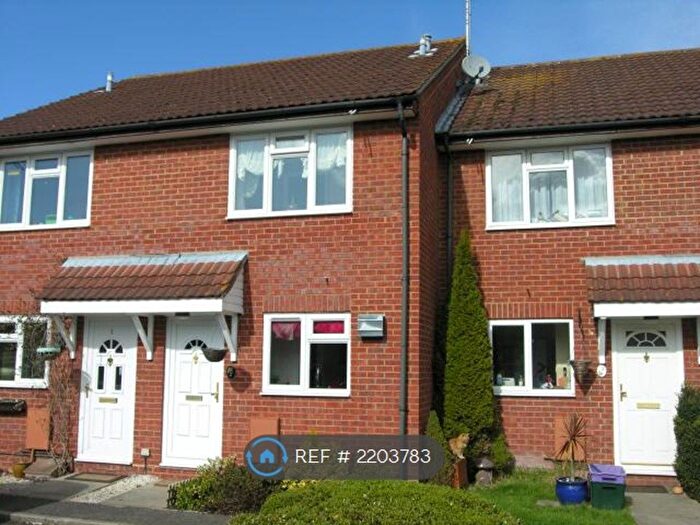 3 Bedroom Terraced House To Rent In Moore Close, Ash / Tongham, GU10