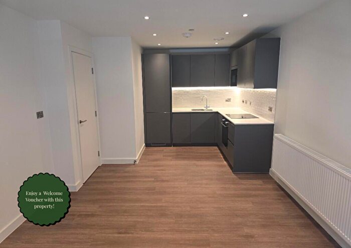 1 Bedroom Apartment To Rent In Weldale Street, Reading, Berkshire, RG1