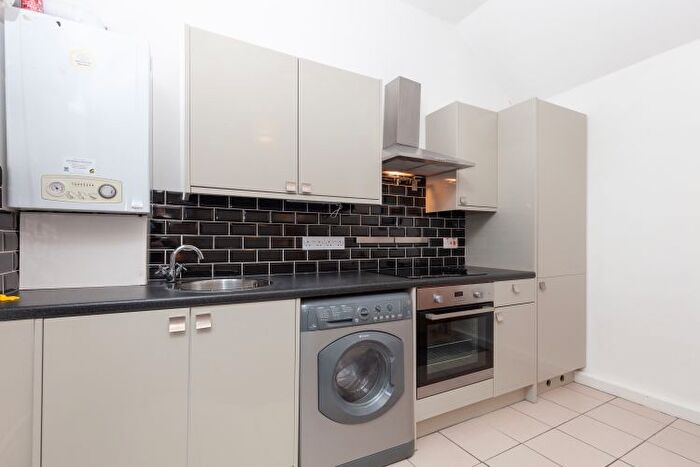 1 Bedroom Flat To Rent In North Parade, Oxford, OX2
