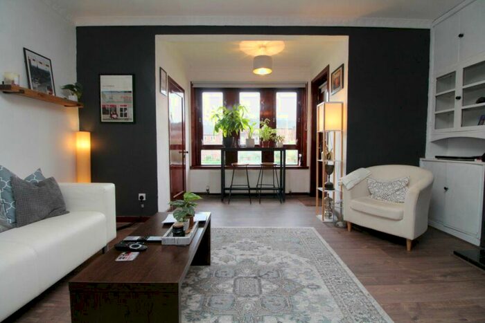 3 Bedroom Flat To Rent In Great Western Road, Glasgow, G13