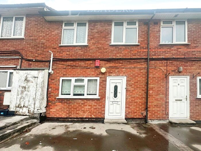 3 Bedroom Property To Rent In Wingate Close, Kings Norton, Birmingham, West Midlands, B30