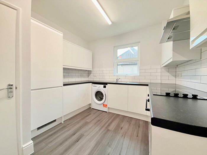 1 Bedroom Flat To Rent In College Road, Bromley, BR1