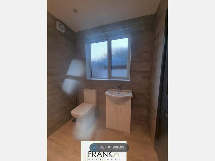 3 Bedroom Terraced House To Rent In Kenneth Ave, Doncaster, DN7