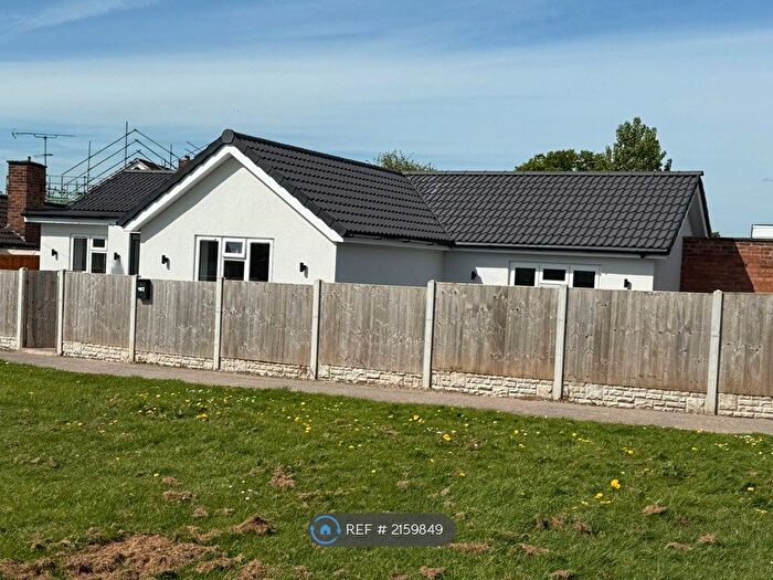 3 Bedroom Semi-Detached House To Rent In Falcon Lodge Crescent, Sutton Coldfield, B75