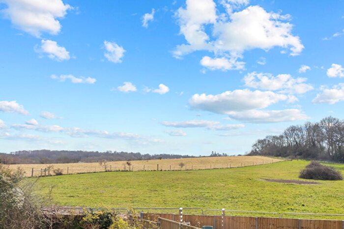 3 Bedroom Semi-Detached House For Sale In Weald Close, Horsham, RH13