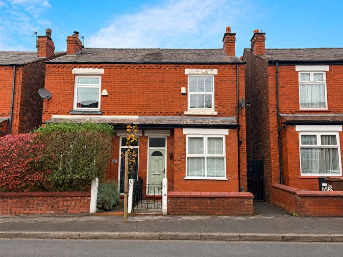 2 Bedroom Semi-Detached House To Rent In Vicarage Road, Stockport, SK3