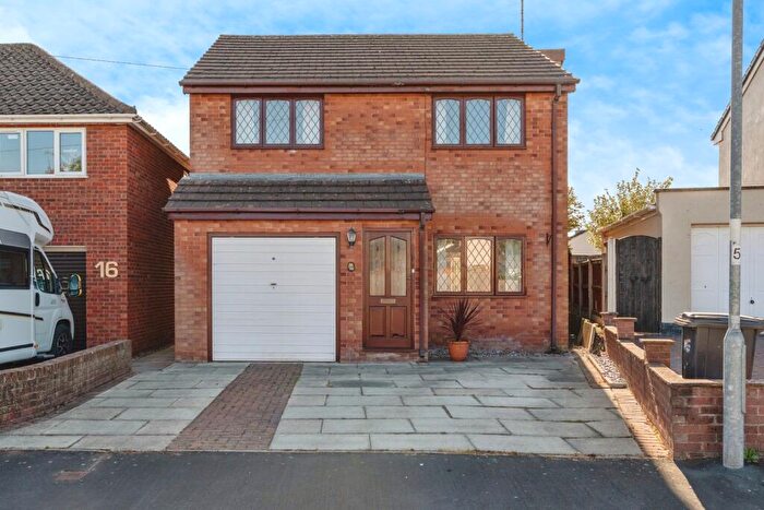 3 Bedroom Detached House For Sale In Hillside Crescent, Mold, Flintshire, CH7