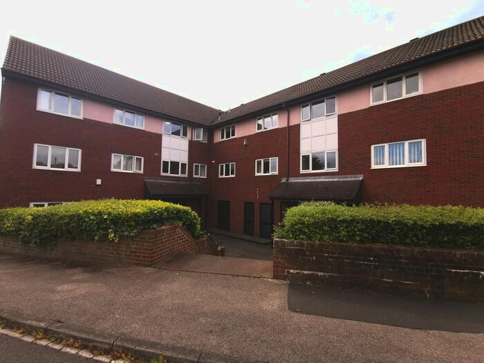 2 Bedroom Flat To Rent In Park View, West Moor, Newcastle Upon Tyne, NE12