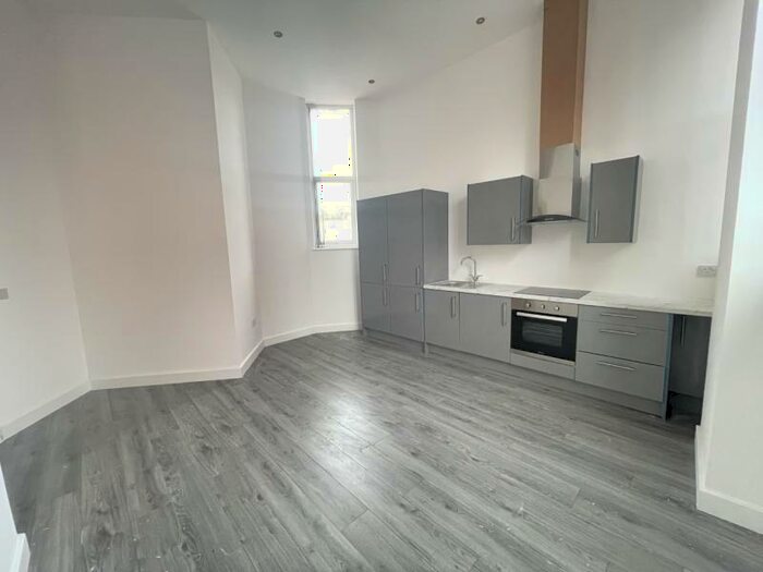 1 Bedroom Apartment To Rent In Bank House Apartments, Gledhow Road, LS8