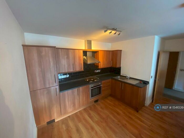 2 Bedroom Flat To Rent In Georgia Avenue, Manchester, M20