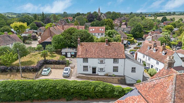 4 Bedroom Country House For Sale In High Street, Tetsworth, Thame, Oxfordshire, OX9