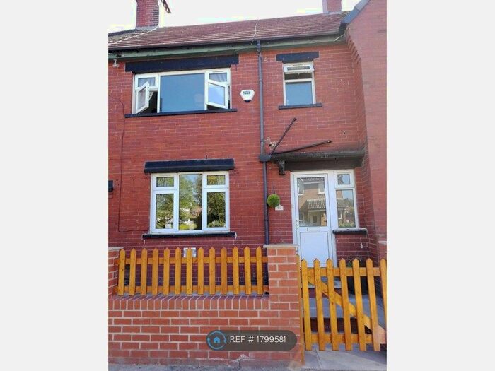 2 Bedroom Terraced House To Rent In Park Lane, Royton, OL2