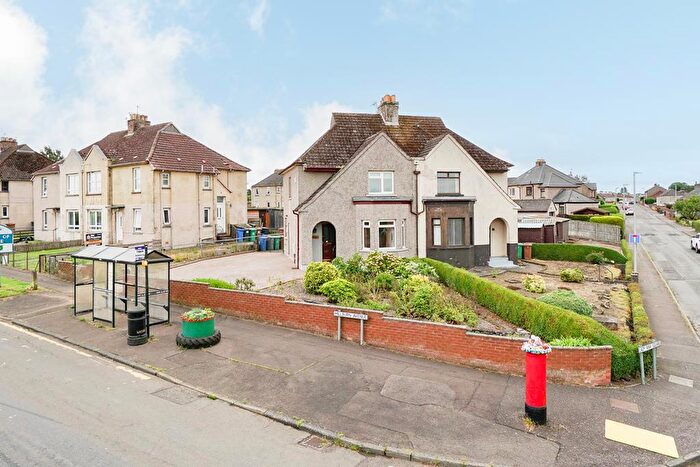 3 Bedroom Semi Detached House For Sale In Millburn Avenue, Coaltown Of Balgonie, Fife, KY7