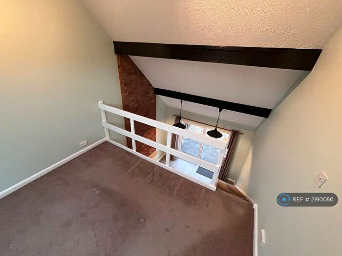1 Bedroom Terraced House To Rent In Foxtail Close, Stratford-Upon-Avon, CV37