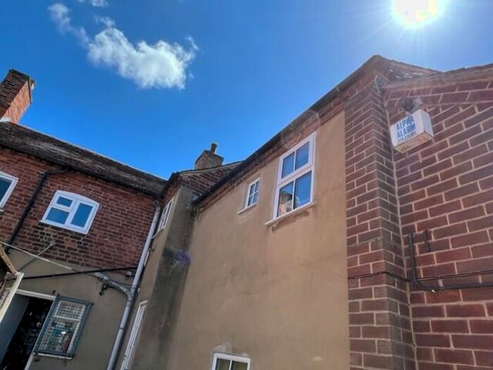 2 Bedroom Apartment To Rent In The Green, Ashby De La Zouch, LE65
