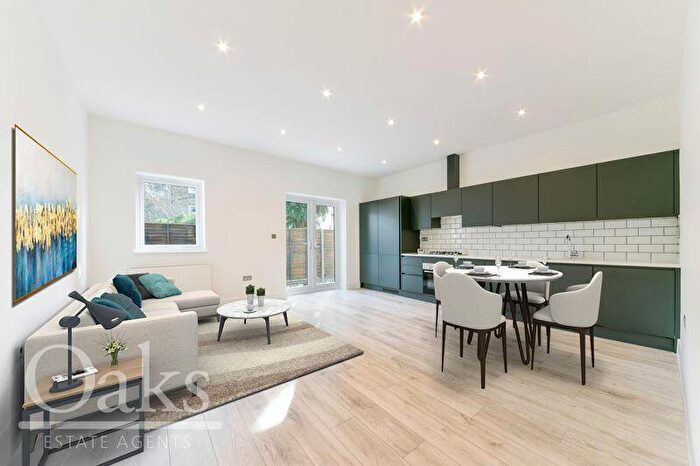 3 Bedroom Apartment To Rent In Vincent Road, Addiscombe, CR0